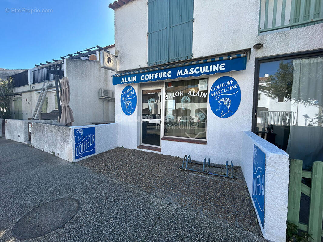 Commerce à SAINTES-MARIES-DE-LA-MER