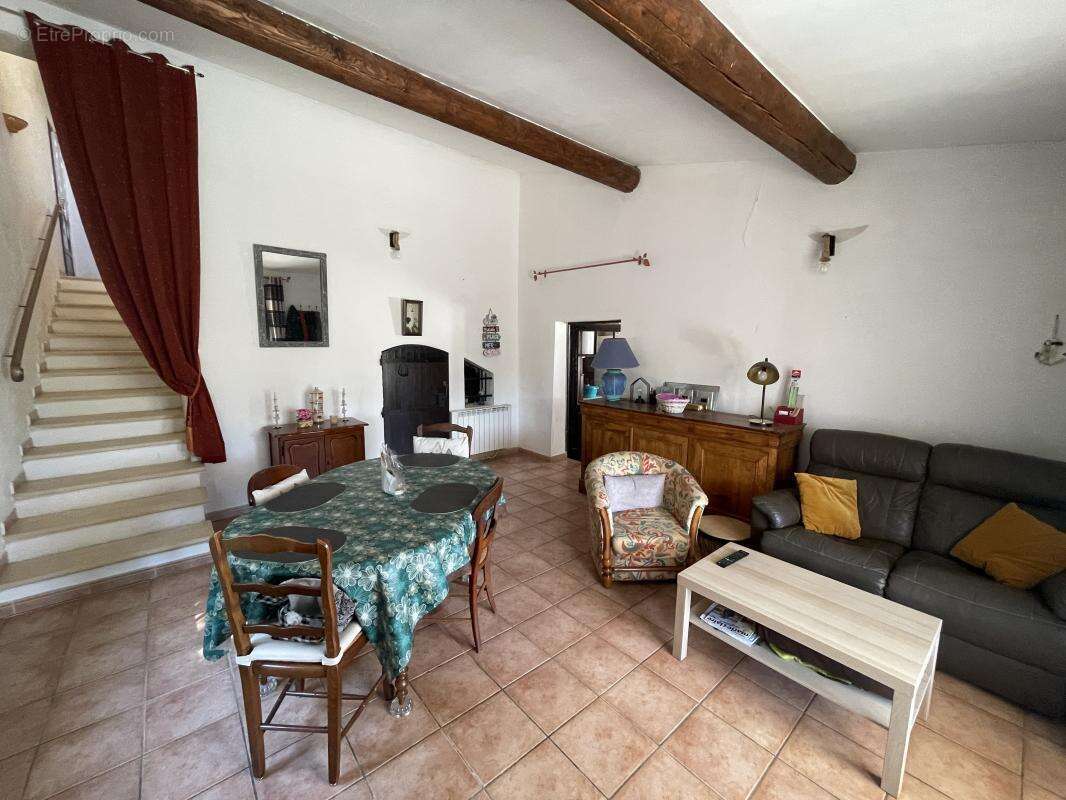 Maison à SAIGNON