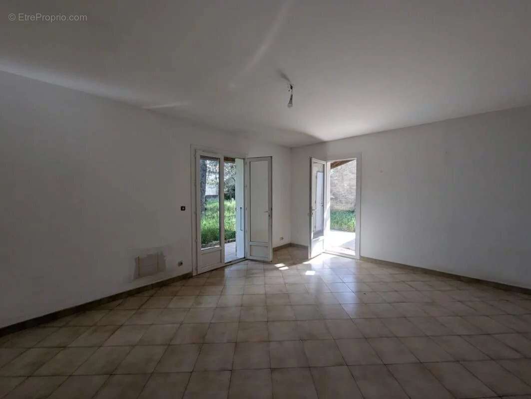 Maison à ROCHEFORT-DU-GARD