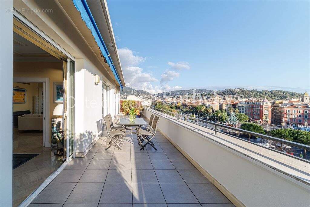 Appartement à NICE