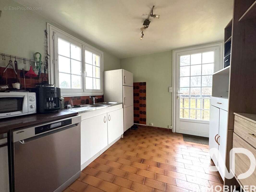 Maison 162 m² à Flancourt-Catelon  - photo 7