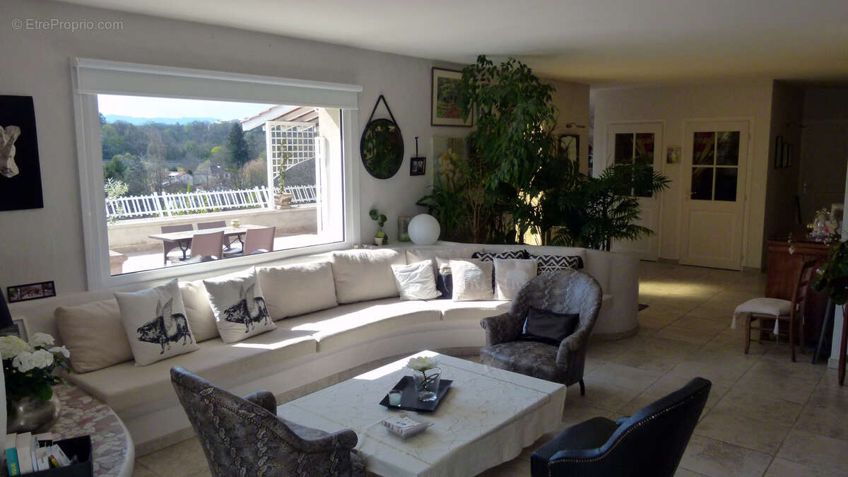 Maison à FRANCHEVILLE