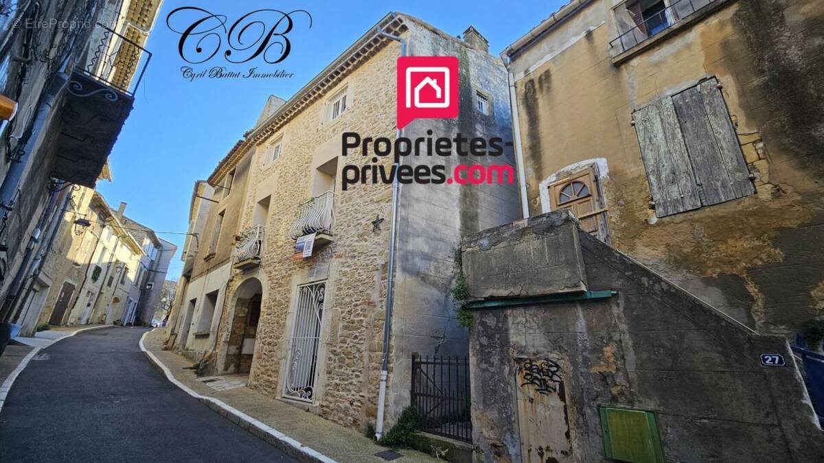 Appartement à BAGNOLS-SUR-CEZE