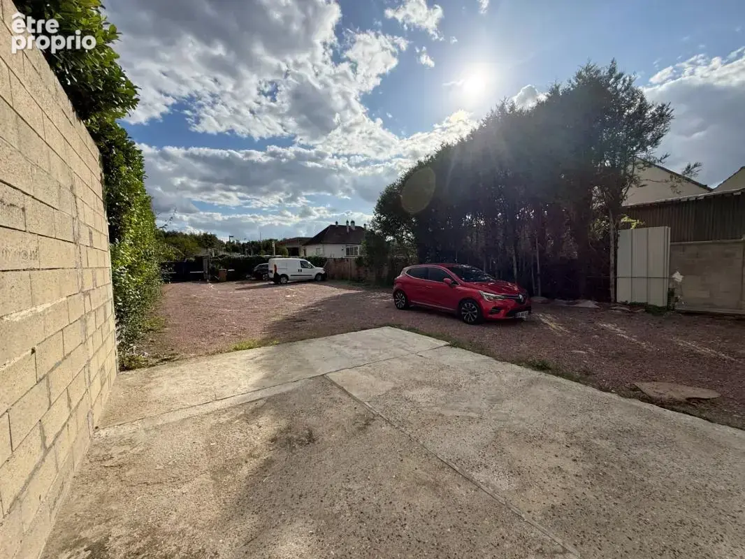 Exceptionnel à montataire (60) – propriété atypique en cœur de ville, 2 logements, espace bien-être & revenus locatifs - photo 15