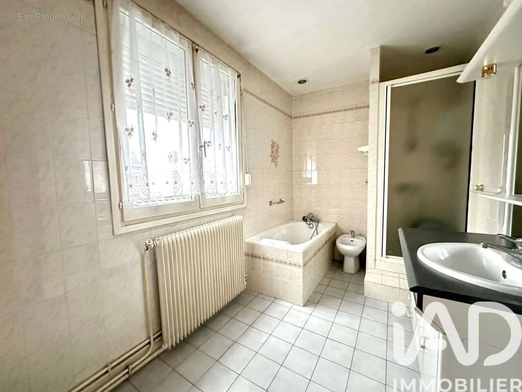 Photo 5 - Maison à COURRIERES