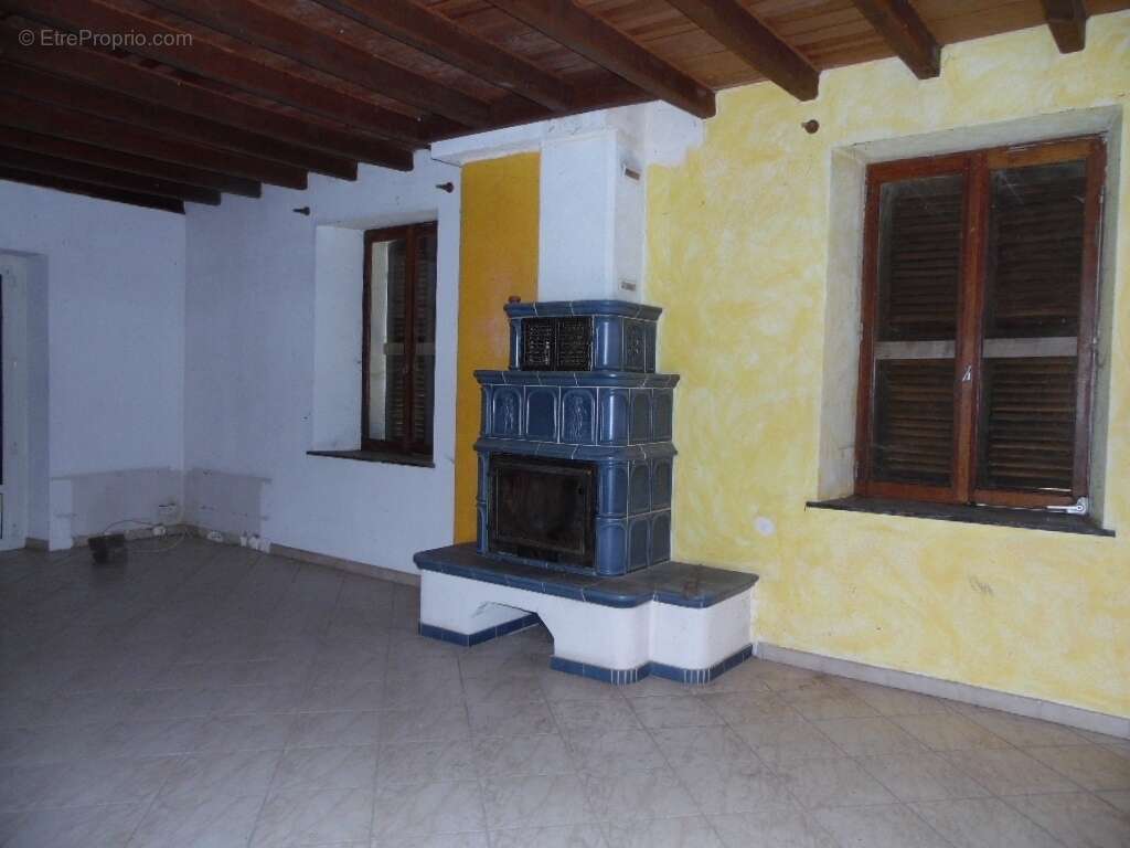 Maison à SENONES