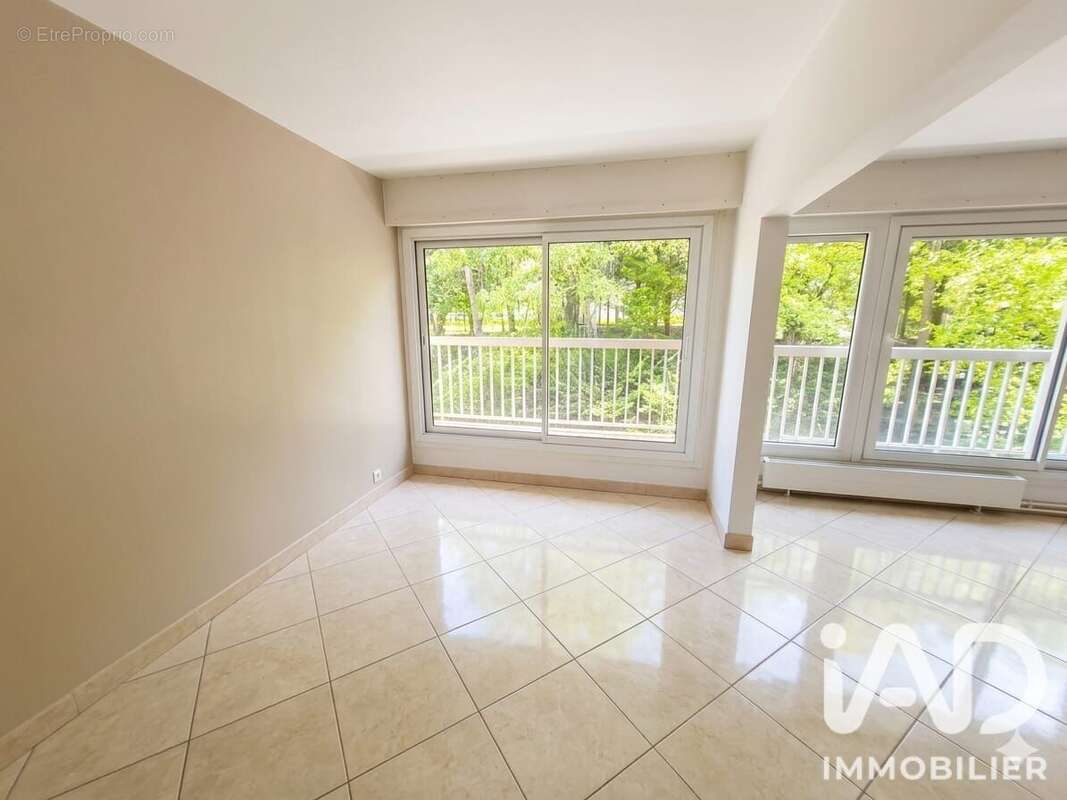 Appartement 79 m² à Brunoy  - photo 3