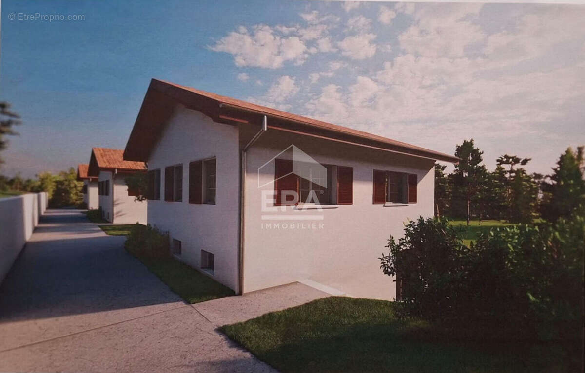 Terrain à CAMBO-LES-BAINS