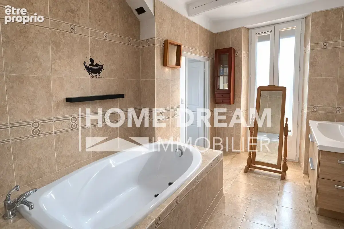 Maison 5 pièces 135 m² à vendre à Toulon (83200) - photo 7