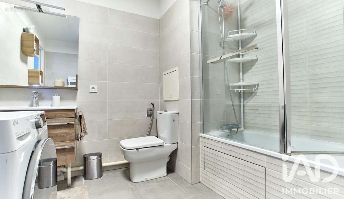 Photo 9 - Appartement à LA GARENNE-COLOMBES