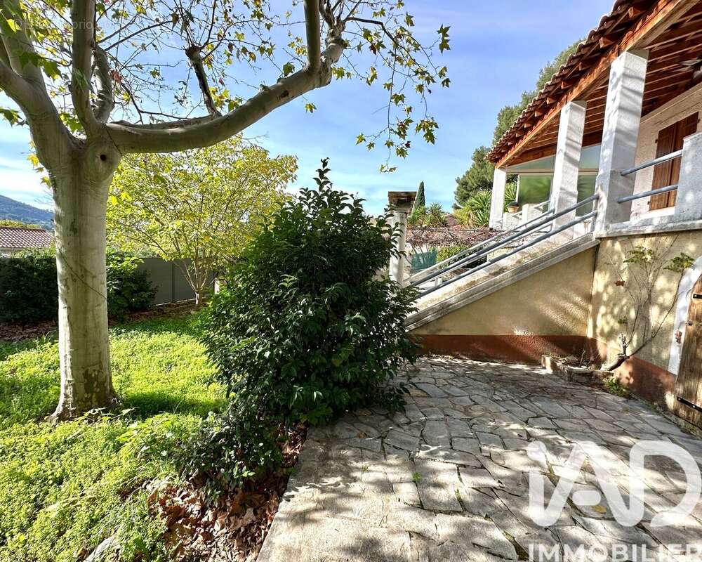 Photo 3 - Maison à LA CADIERE-D&#039;AZUR