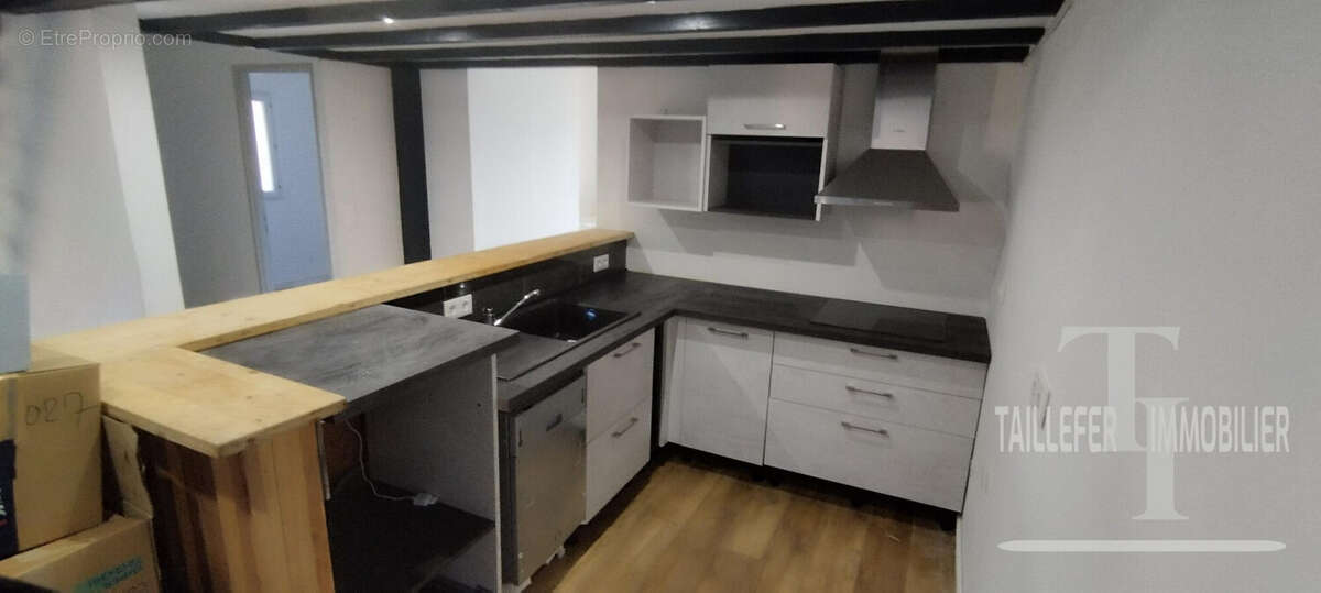 Appartement 350 m² à Bergerac  - photo 4