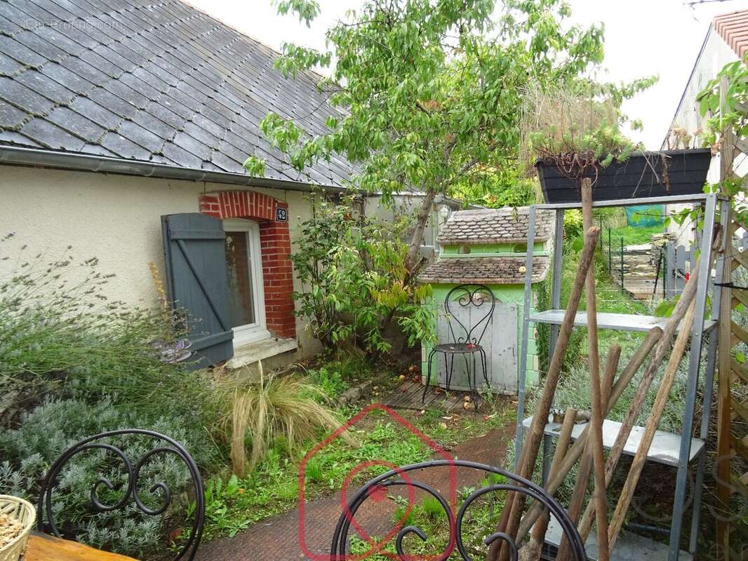 Maison à SAINT-DOULCHARD