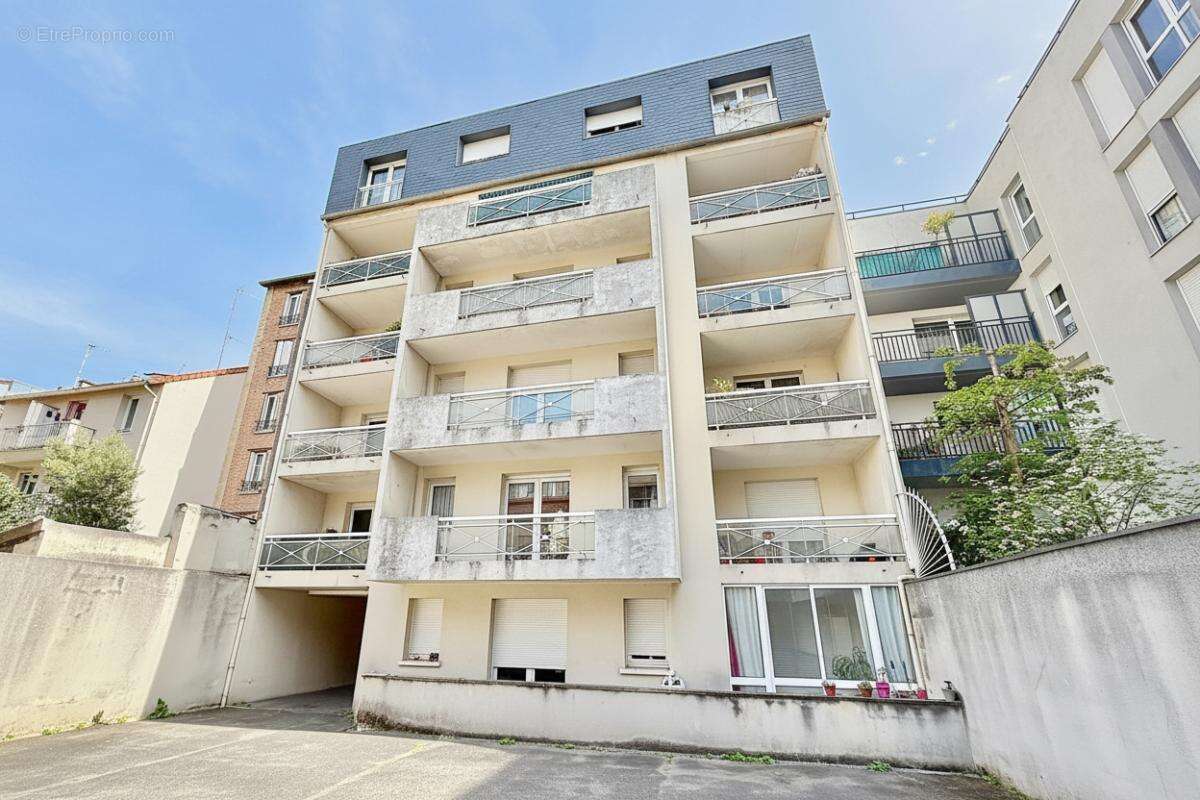 Appartement à LE KREMLIN-BICETRE