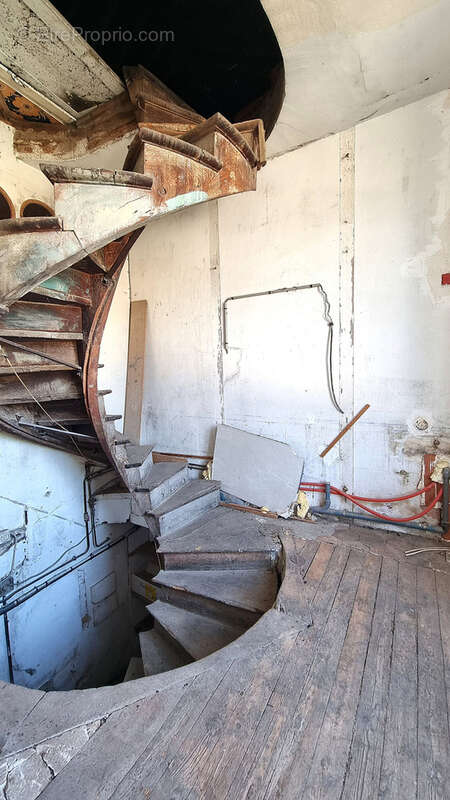 Maison à CHATENAY-SUR-SEINE