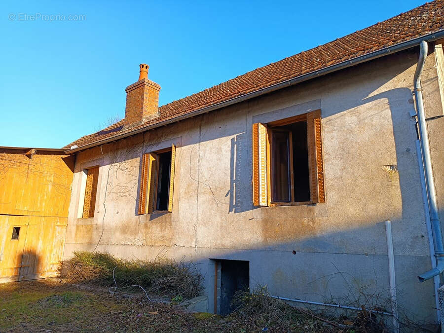 Maison à CHANTENAY-SAINT-IMBERT