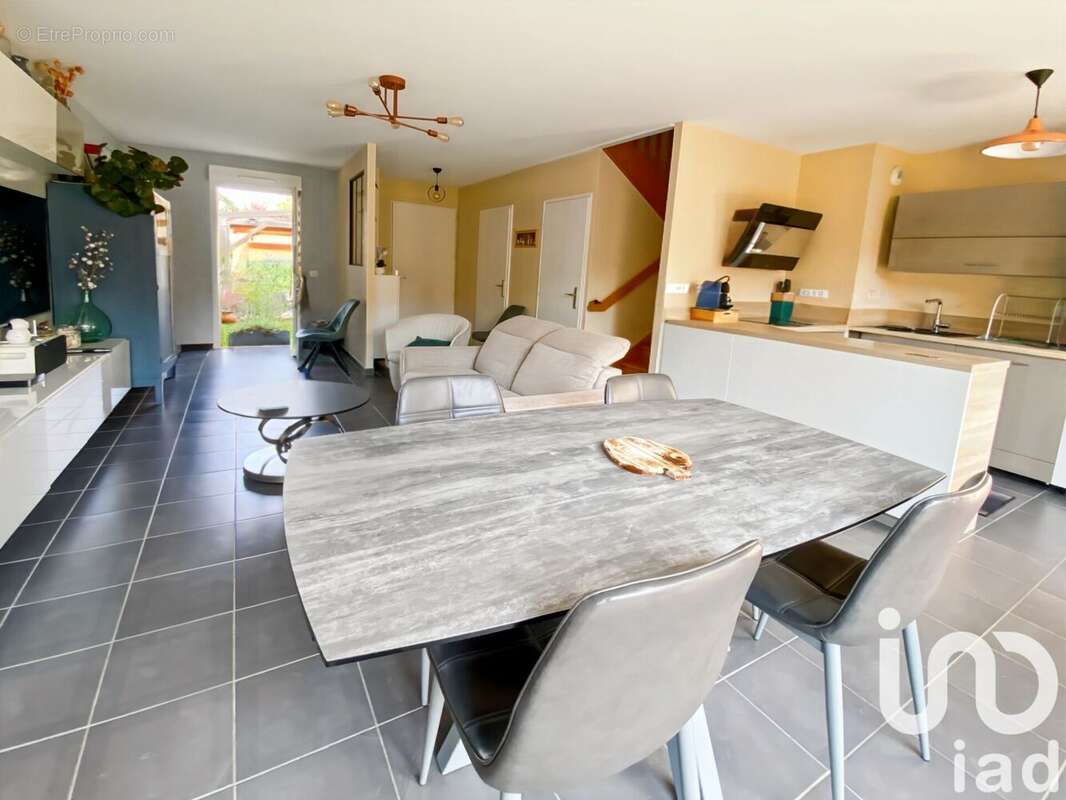 Photo 3 - Maison à COMBS-LA-VILLE