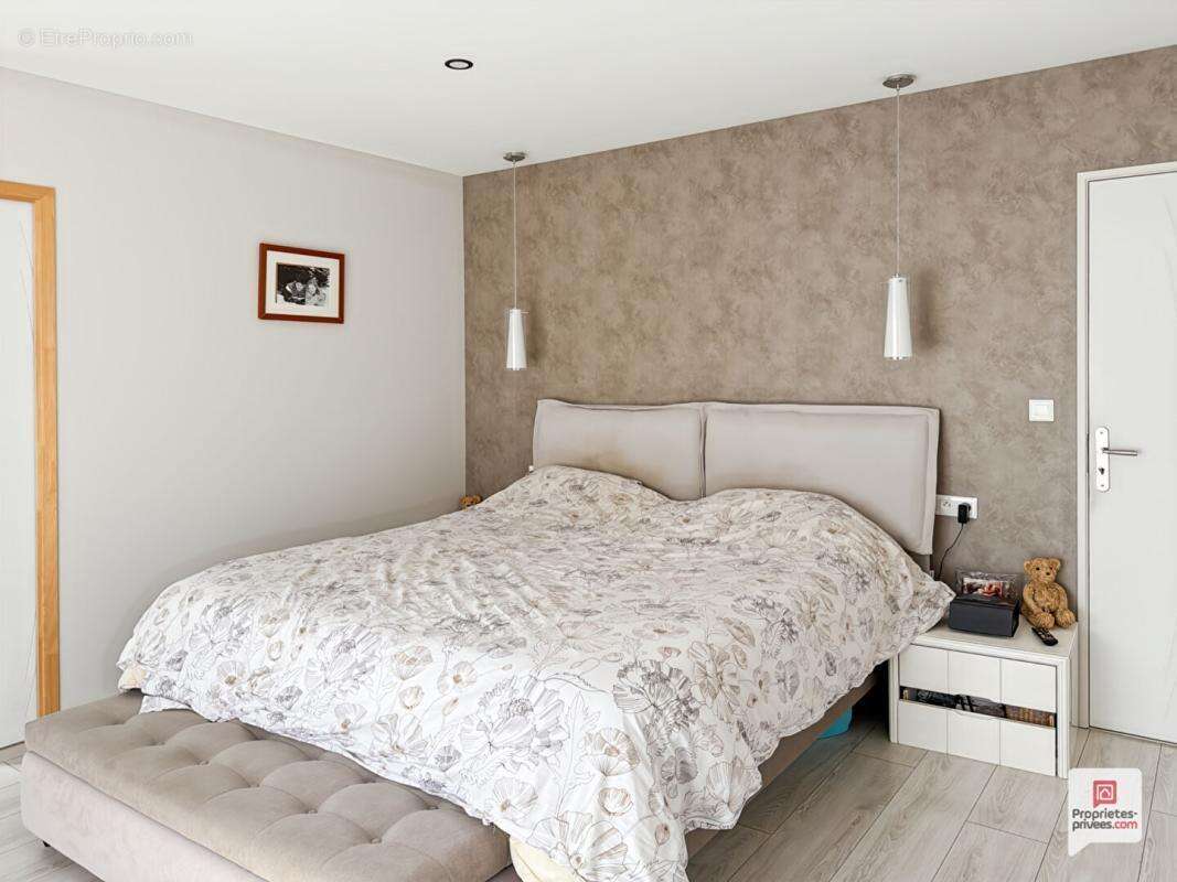 Maison à PRECIGNE
