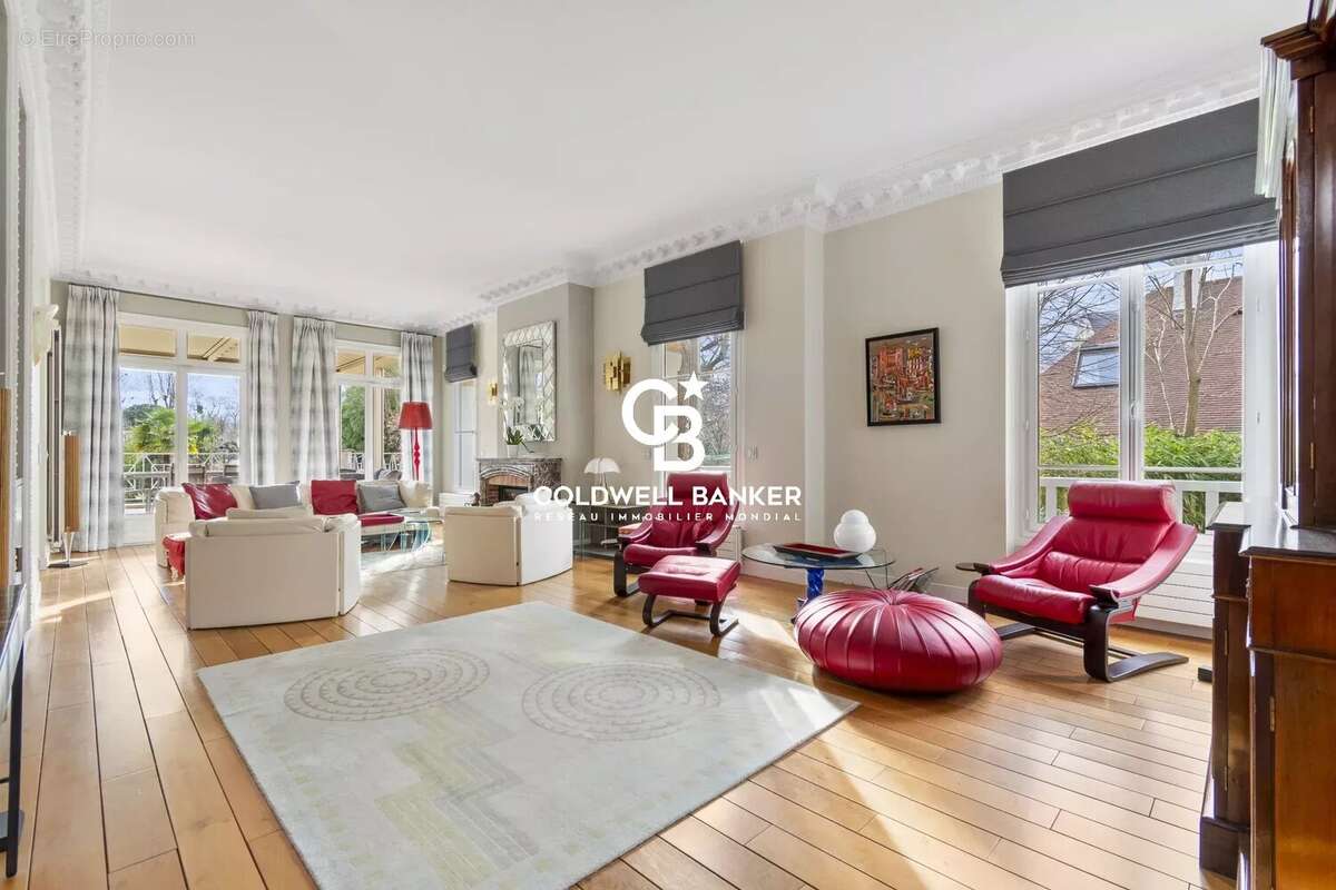 Maison à LE VESINET