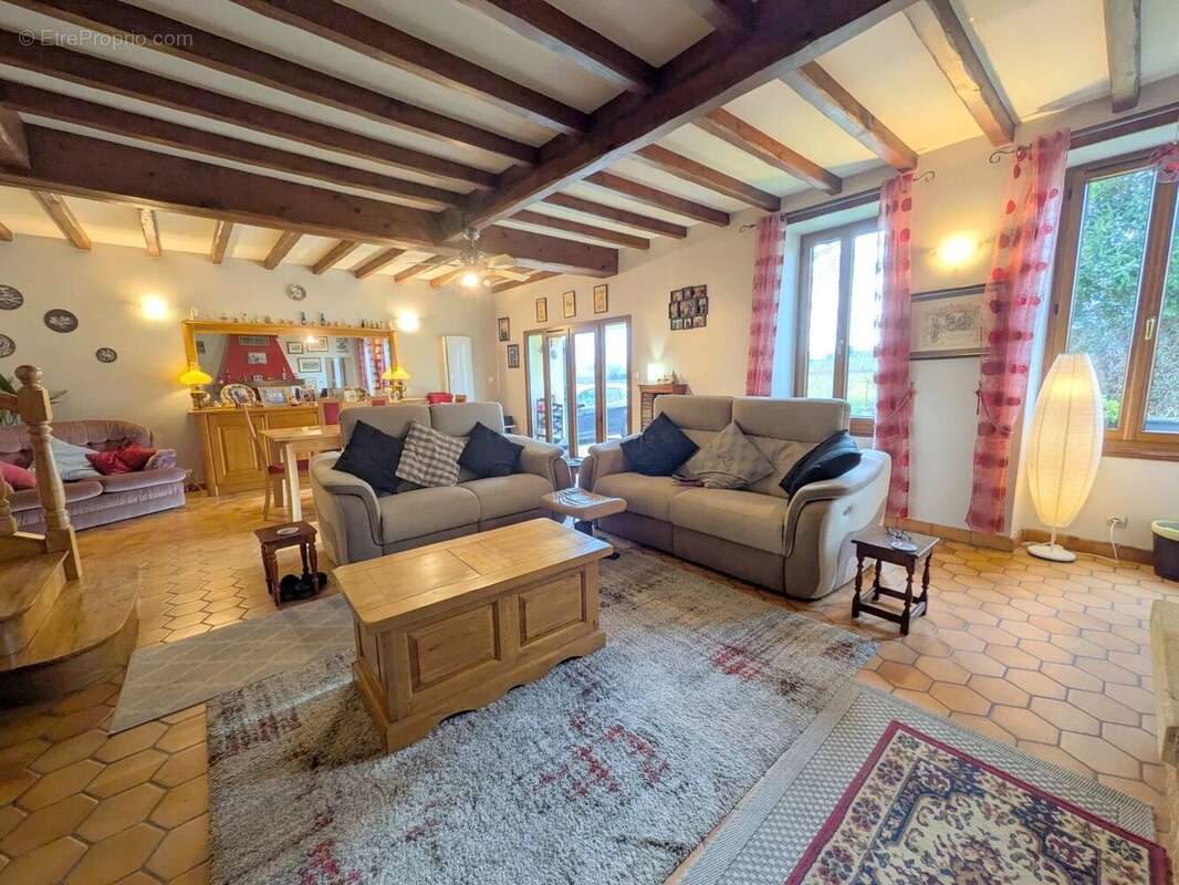 Maison à SAINT-CIERS-DU-TAILLON