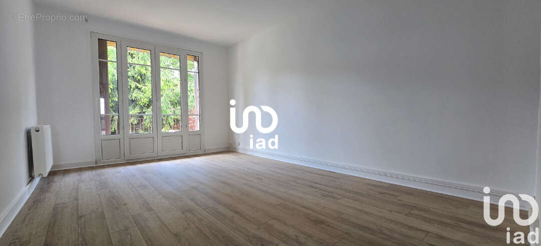Photo 2 - Appartement à THIAIS