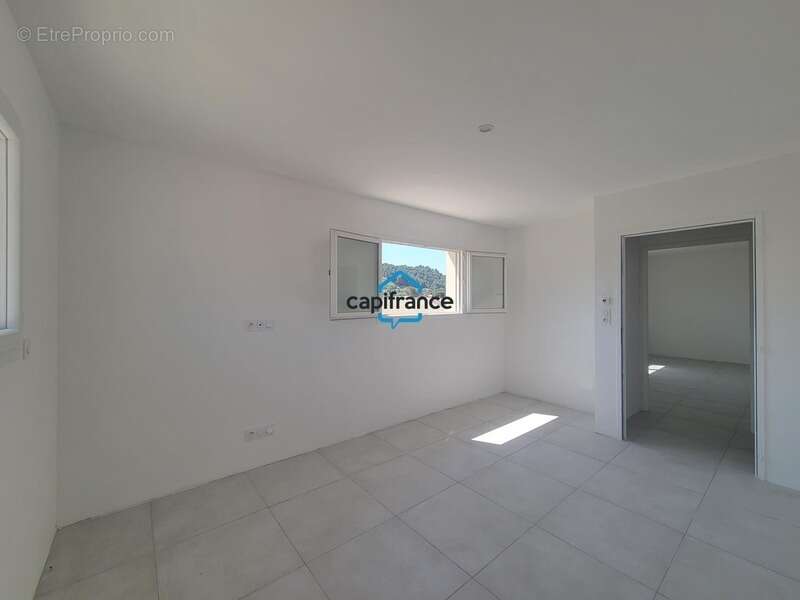 Maison à CESSENON-SUR-ORB