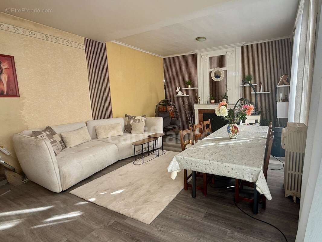 Maison à vendre 5 pièces CHAMPDENIERS (79) - photo 8