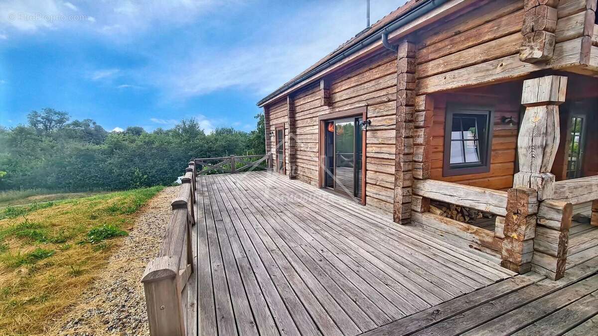 Maison en bois de 220 m² avec grand jardin à 11 min de Moulins, MARIGNY 03 - photo 6