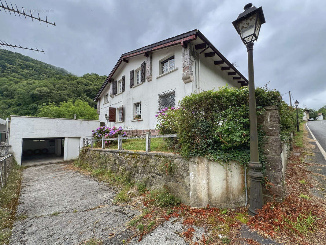 Maison à SAINT-JEAN-PIED-DE-PORT