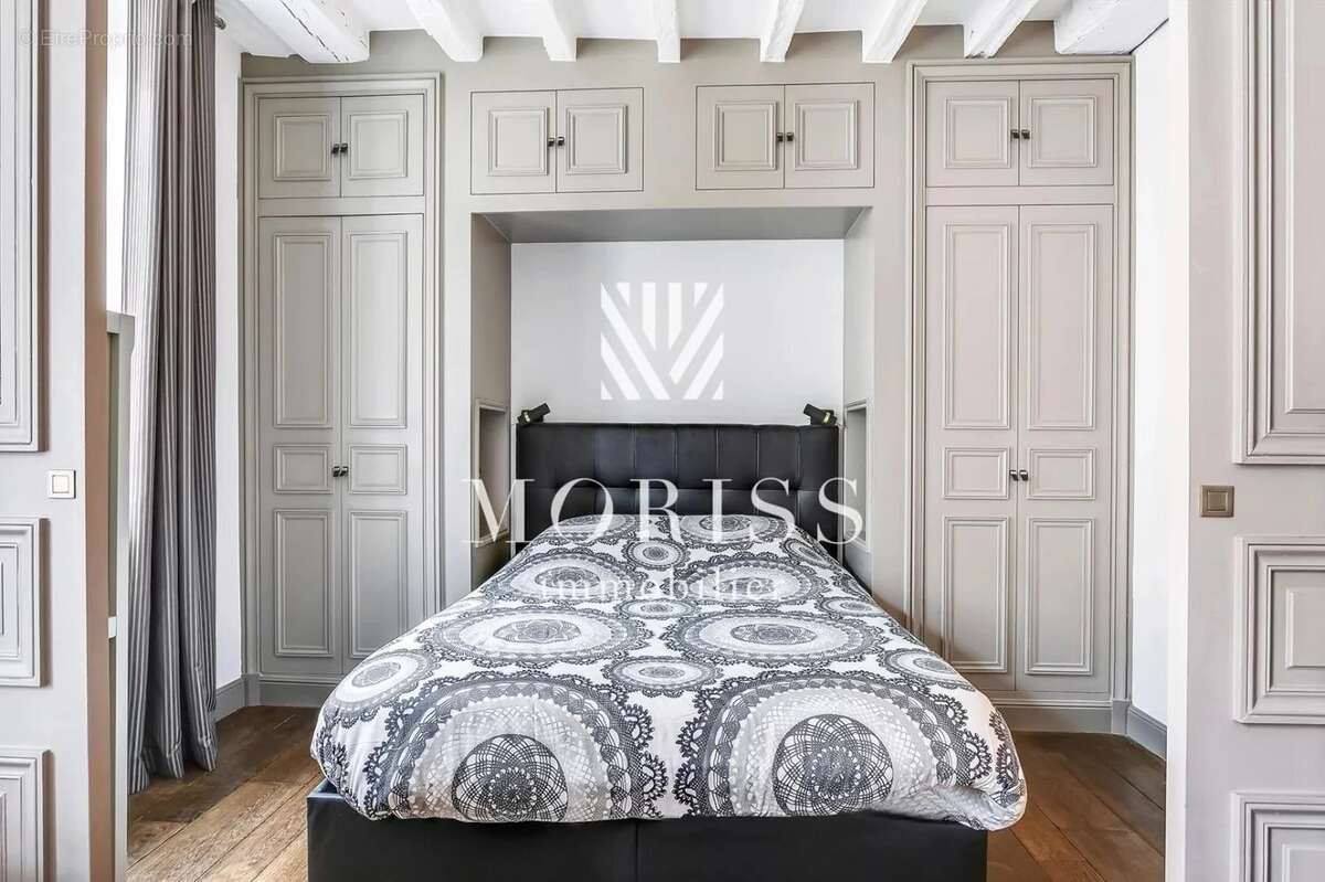 Appartement à PARIS-4E