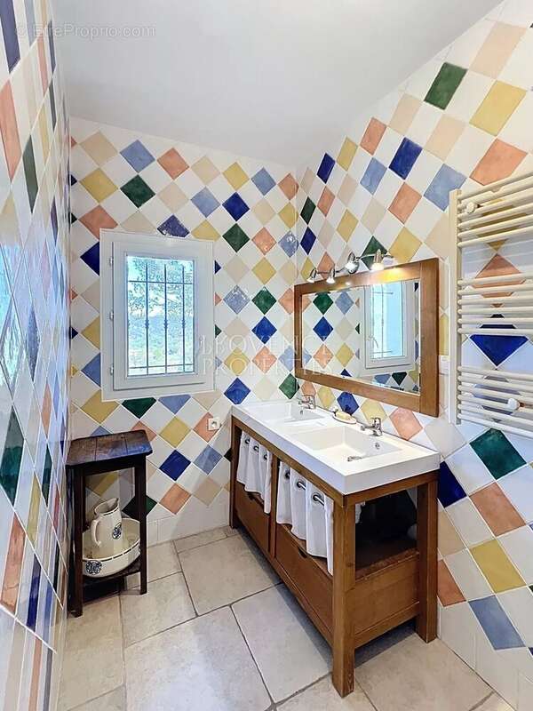 Maison à CHATEAUVERT