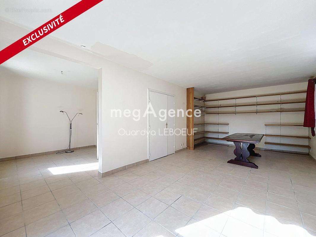 Maison à OINVILLE-SUR-MONTCIENT