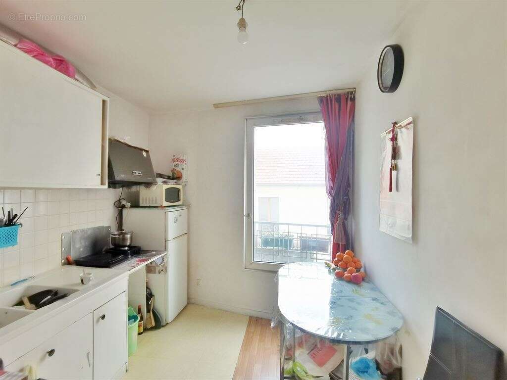 Appartement à PARIS-20E