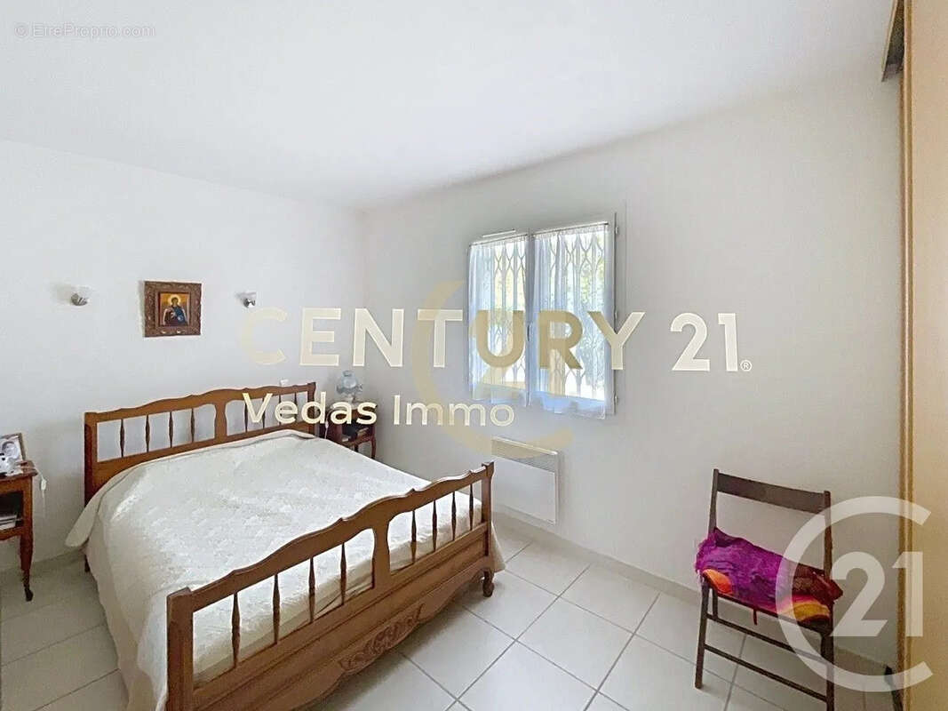 Maison à SAINT-JEAN-DE-VEDAS