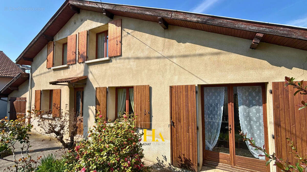 Maison à ROMANS-SUR-ISERE
