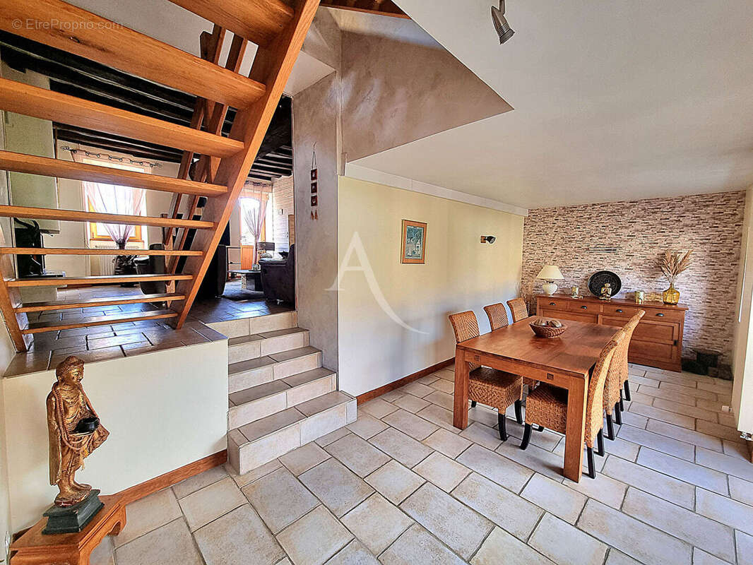 Maison Mire 8 pièce(s) 176 m2 - photo 10