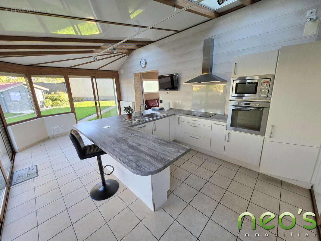 Maison à MORTAGNE-SUR-SEVRE