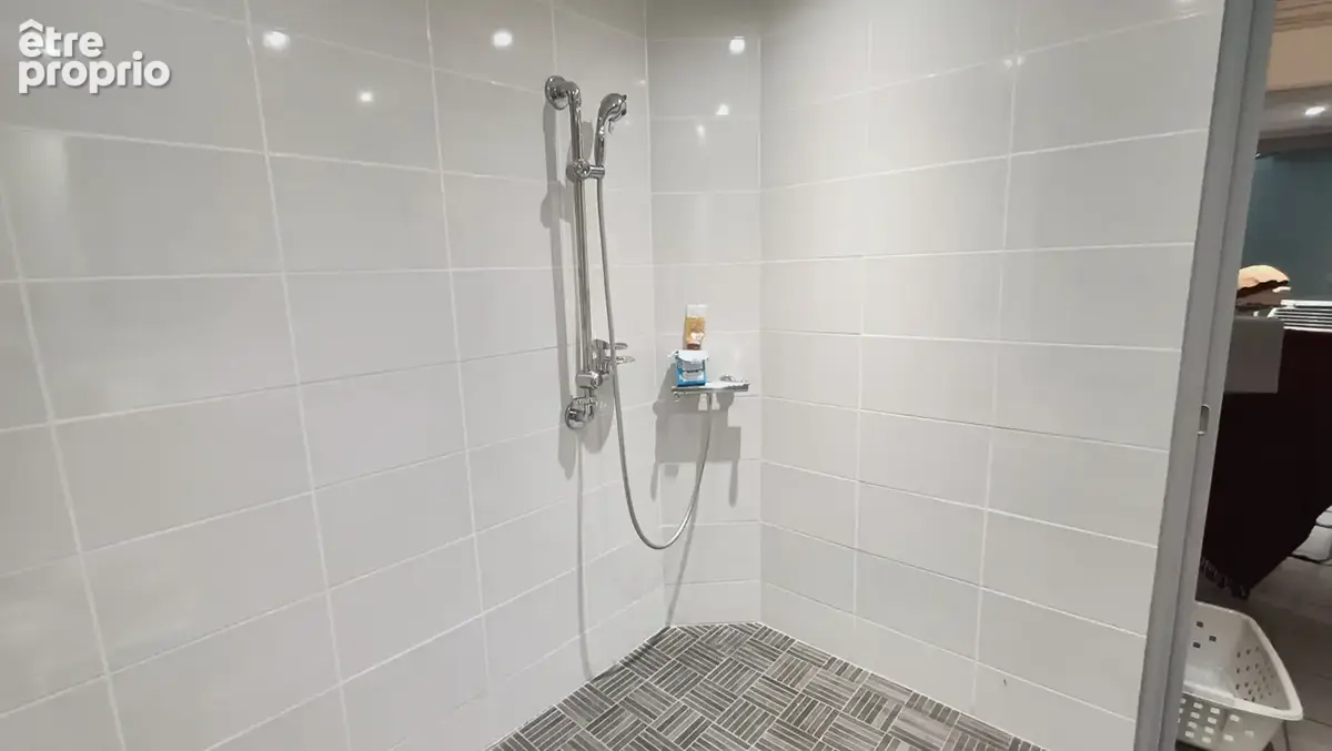 Maison  provençale , 7 pièces avec terrain proche centre ville 192m2 accesible PMR - photo 11