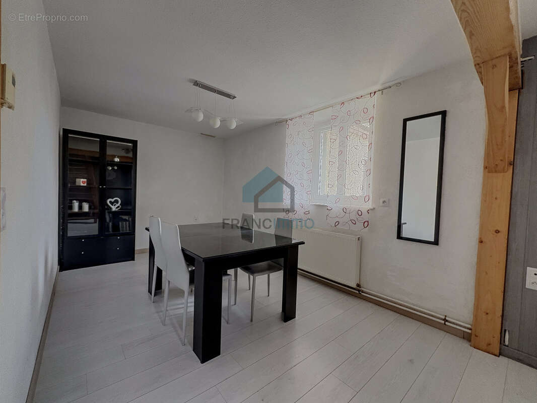 Appartement à LE RUSSEY