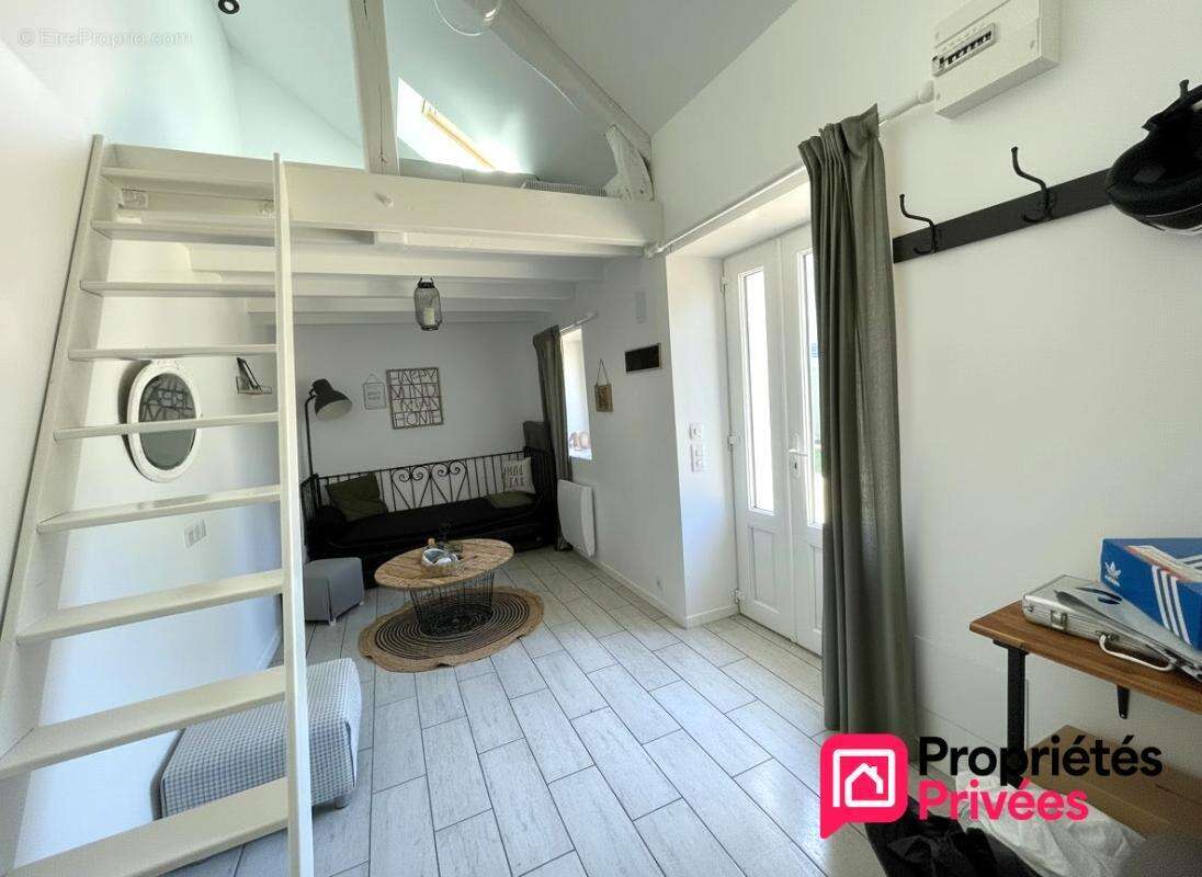 Maison ancienne 138m2 4 chambres grand garage 74m2 Jardin clos 625m2 345000FAI - photo 11
