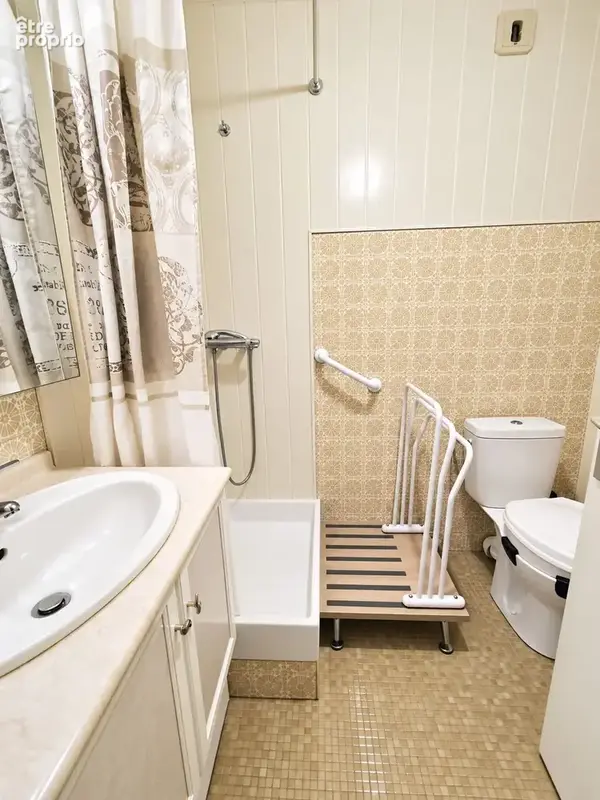 Appartement 7 pièces 133 m² à vendre à Saint-Etienne (42100) - photo 8