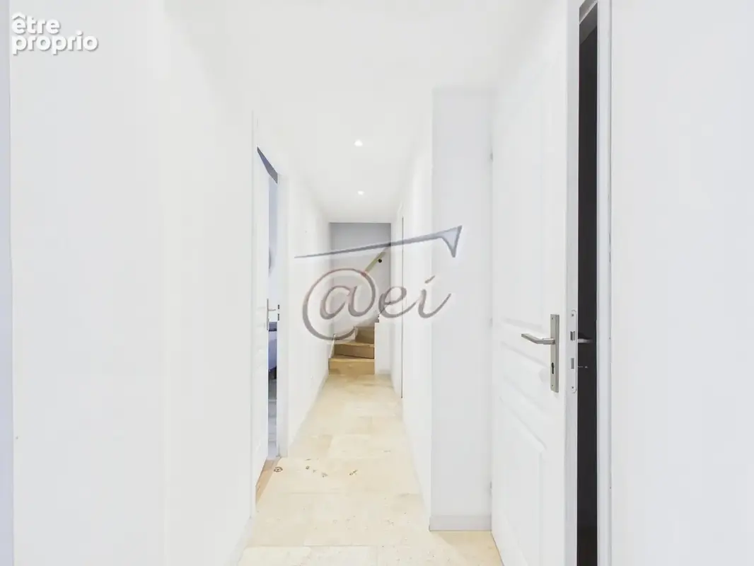 Maison 5 pièces 105 m² à vendre à Saint-Maximin-La-Sainte-Baume (83470) - photo 9