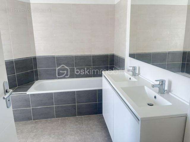 Appartement 2 chambres avec terrasse - photo 3