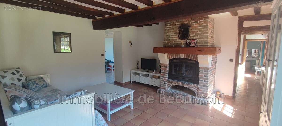 Maison à BEAUMONT-LE-ROGER