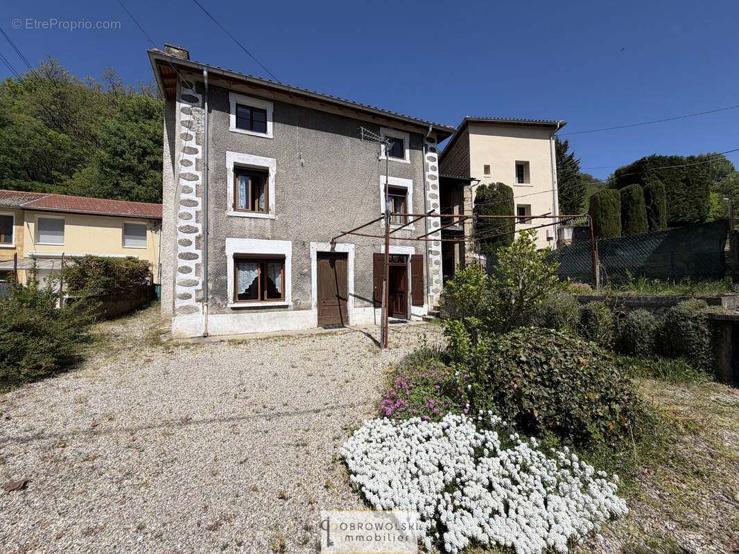 Maison à SAINT-MAURICE-L'EXIL