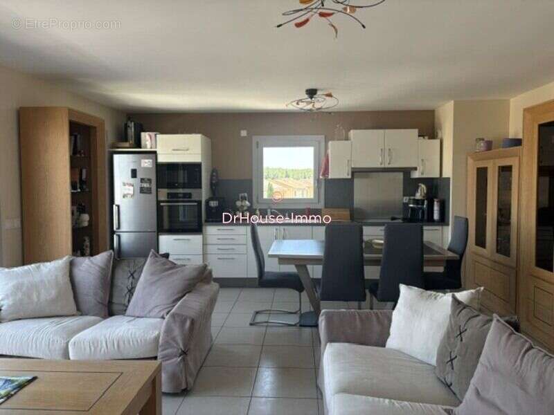 Appartement 79 m² à Soyons  - photo 8