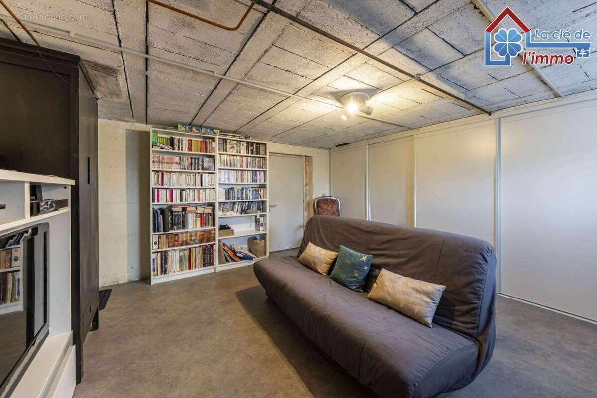 Maison à MOISSY-CRAMAYEL