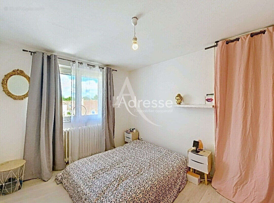 Appartement à OZOIR-LA-FERRIERE