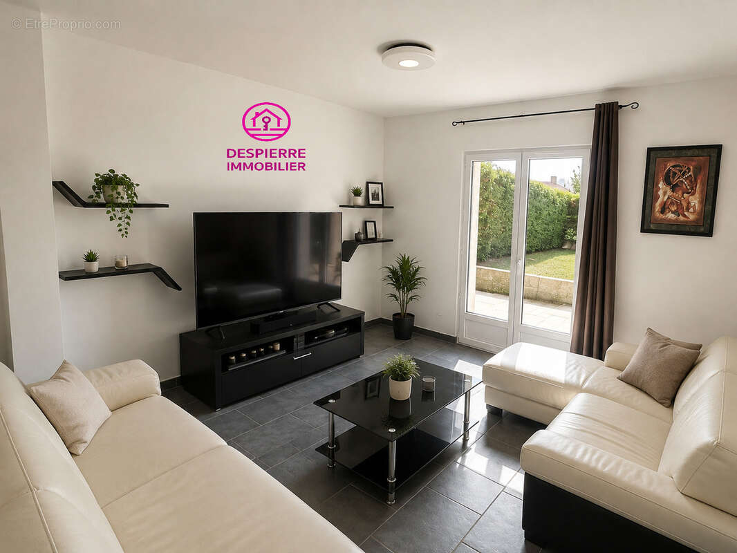 SAINT RAMBERT D'ALBON, Côté Coinaud !!! Maison sur 2 niveaux, 141 m2 habitables environ avec 750 m2 de terrain - photo 4
