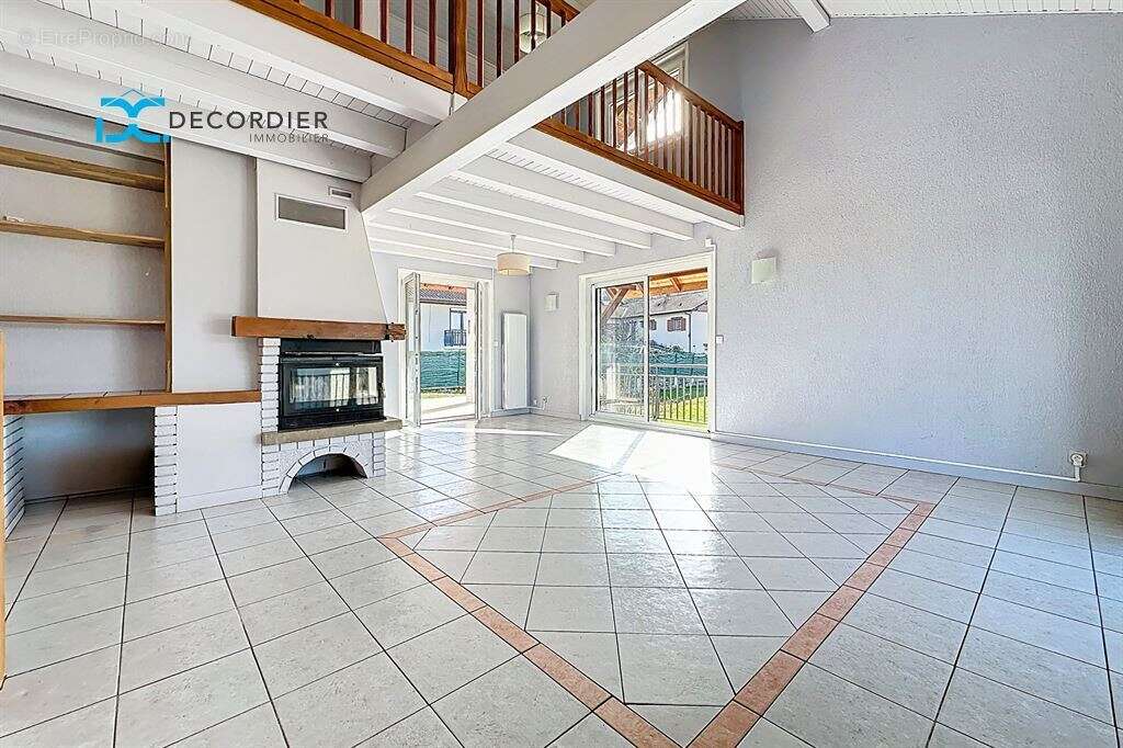 Neuvecelle maison 6 ch au calme - photo 6